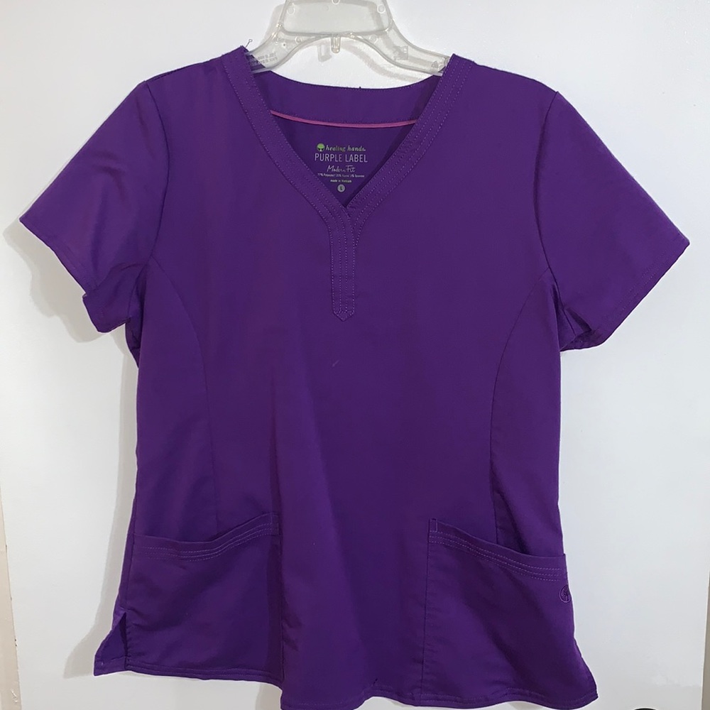 Healing Hands Scrub Top || Collection: Purple Label - Jane Top || Size: Large